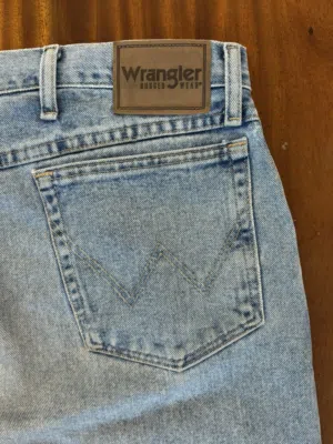 Wrangler oversized jeans / جينز أصلي  رانقلر Size 42 x 34