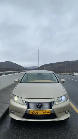 Used Lexus ES in Al Dakhiliya