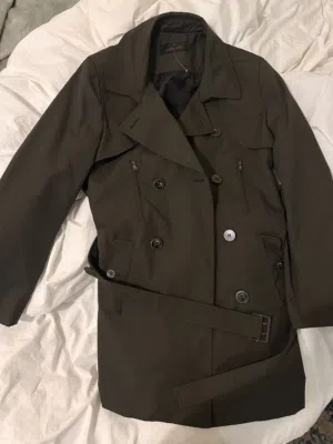 Coat pierrecardin Price negotiable