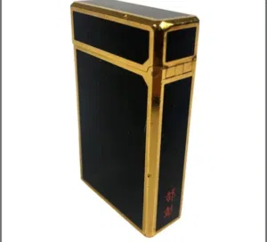S. T. Dupont laque de chine lighter . the most perfect gift for a man