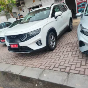 SUV Geely in Dhofar