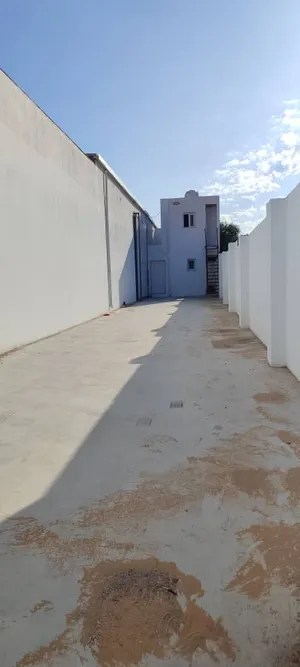 Monthly . 400 m24