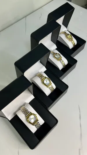 ساعات نسائية