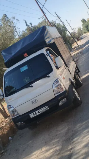 ابو تاج للنقل داخل عمان
