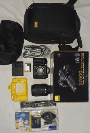نيكون Nikon D7500