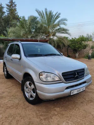 مرسيدس ML 2004