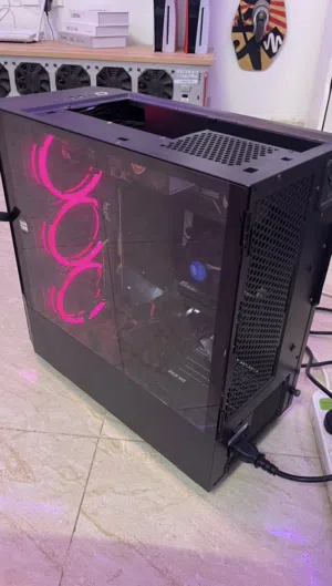 البيع كمبيوتر مواصفات ممتازه تواصل معي وفالك طيب الوصف مهم