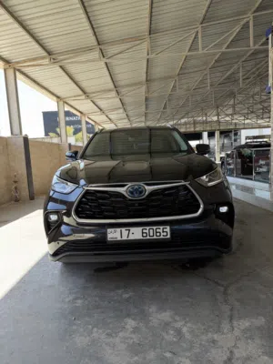 Used Toyota Highlander in Zarqa