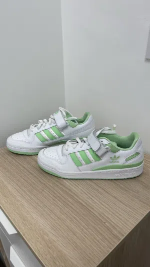 adidas forum low