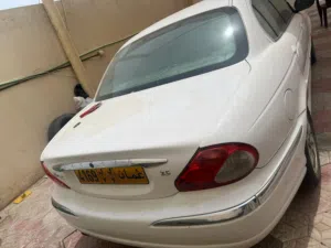 Used Jaguar X-Type in Al Dakhiliya