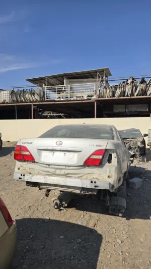 قطع غيار سكراب لكزس LS 430 ال اس LS430 موديل 2003 Lexus