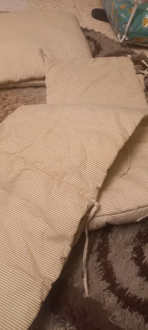 لحاف وسوار محيط لسرير الاطفال 120× 60 من ايكيا مع كوت