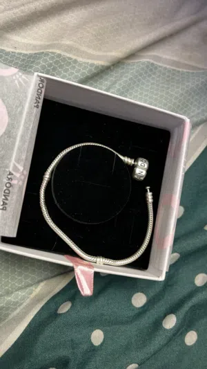 اسوارة Pandora الاصلية