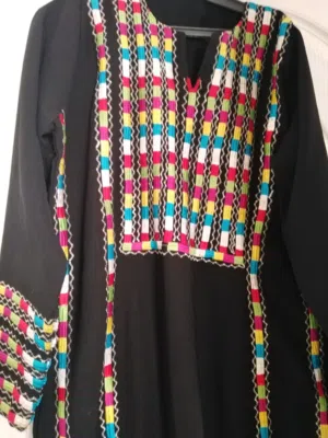 ثوب منلجل اردني نظيف جاه. للبس حالة ممتازه تطريز مرتب الوان جميلة