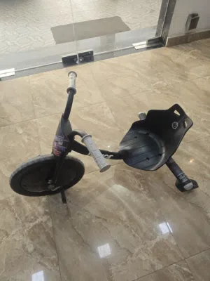 للبيع دراجة أطفال دريفت