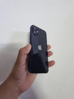Apple iPhone 12 64 GB in Baghdad