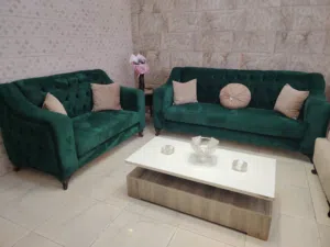 طقم كنب للبيع بسعر مغري