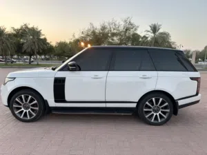 Used Land Rover HSE V8 in Muscat