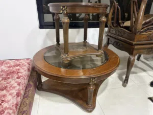 طاولات للبيع 15 دينار