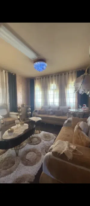 منزل طابق أول للبيع