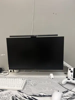 27" Samsung monitors for sale  in Al Ain
