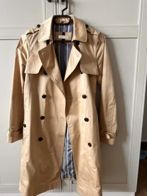 Trench coat Massimo dutti