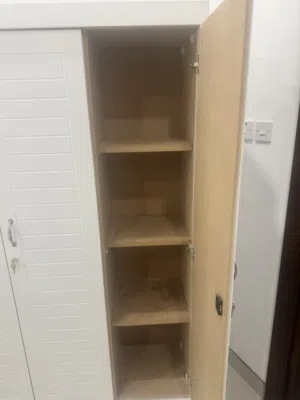 بيع خزانات ملابس