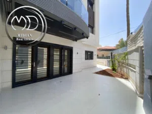 250 m2 4 Bedrooms Apartments for Sale in Amman Deir Ghbar