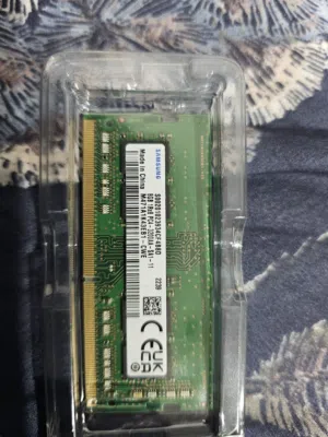 (Laptop Ram) total 8Gb , DDR 4 (8) laptop Ram 1 pc For sale