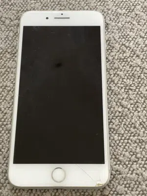 Apple iPhone 8 Plus 64 GB in Al Batinah