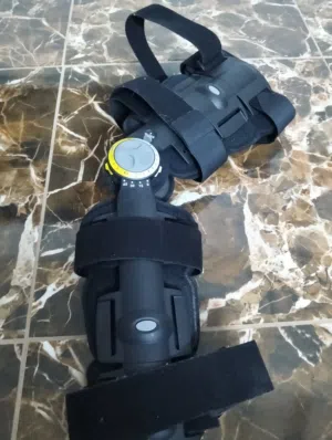 جهاز تاهيل لركبة بحالة نظيفة