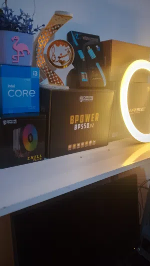 السلام عليكوم متوفر تجميعة مونسبة لي 1080 وحتا 2k تشغل معضم اللعاب