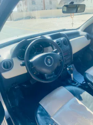 Renault Duster silver colour