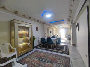 شقه للايجار المفروش الشاطبي بجوار كلية الهندسه 175م