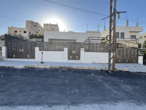 بيت مستقل للبيع من المالك مباشرة