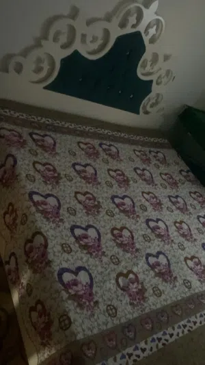 غرفة نوم مستعملة للبيع