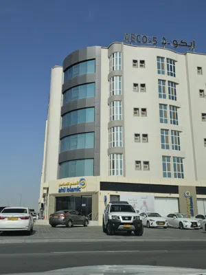 90 m2 2 Bedrooms Apartments for Rent in Muscat Al Khoud