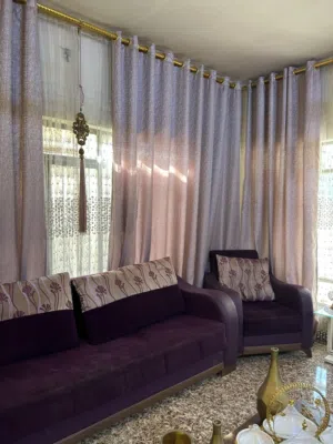 قنفات تركية تصميم كلش حلو وانيق تحمل من 10الى12 نفر+القنفه تصير سرير+مخزن+يحتاجن غسله زينه يرجع جديد