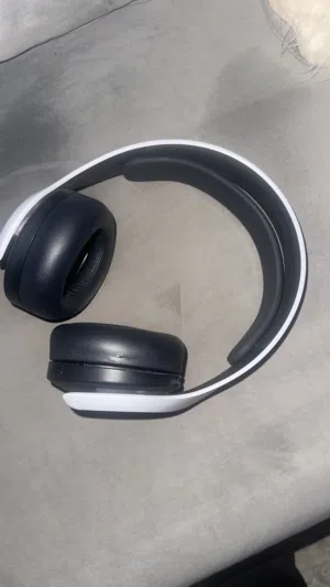 سماعه سوني 5 pulse 3d بحاله جيده