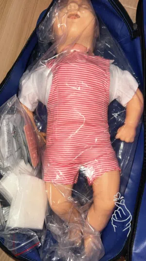 دمى إنعاش قلبي رئوي CPR