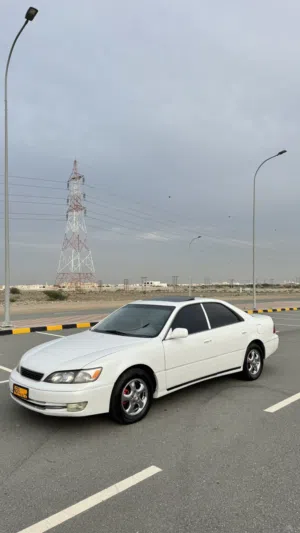 ES 300 للبيع