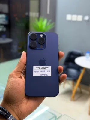 iPhone 15 Pro 128 GB Fine phone - Good and fine condition