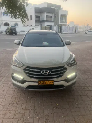 Used Hyundai Santa Fe in Muscat