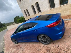 Hyundai . Elantra . 2017 . Used0