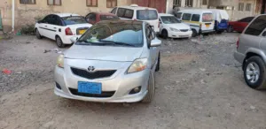 سياره يارس 2007 للبيع بسعر عرطه نظيف استخدام شخصي