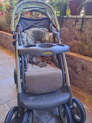 عرباية اطفال للبيع ماركة graco