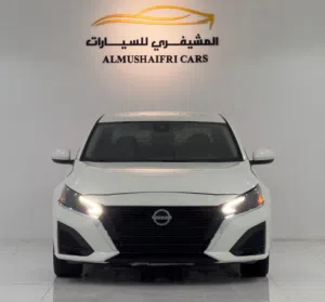 سيارة نيسان ألتمية إس في 2023 للبيع بحالة ممتازة