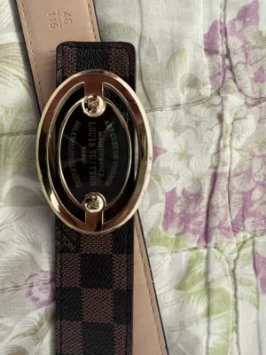 حزام لويس فيتون (Louis Vuitton) دامييه كلاسيك – تصميم فخم ومميز