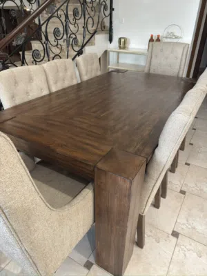 للبيع طاولة طعام خشب طبيعي مع 8 كراسي سعر الشراء 800دك محل StepTwo