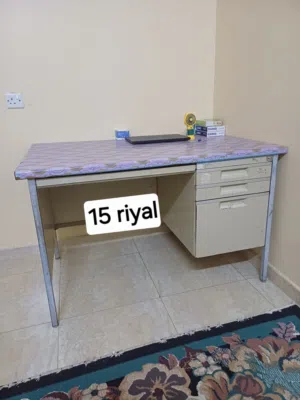 computer table / study table